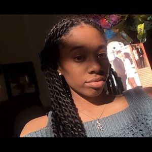 Meet your Posher, Shaniah